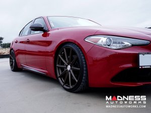 Alfa Romeo Giulia Side Trim Kit - Quadrifoglio Style - Carbon Fiber